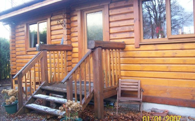 Glenmhor Log Cabin