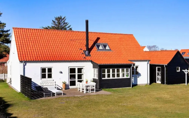 6 Person Holiday Home in Hirtshals-by Traum