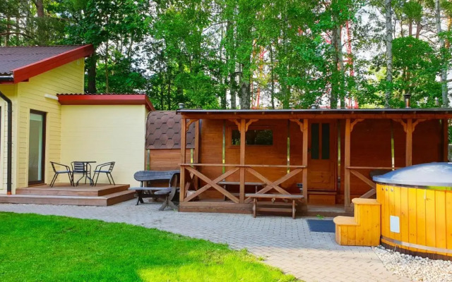Vasarotojų Guest House