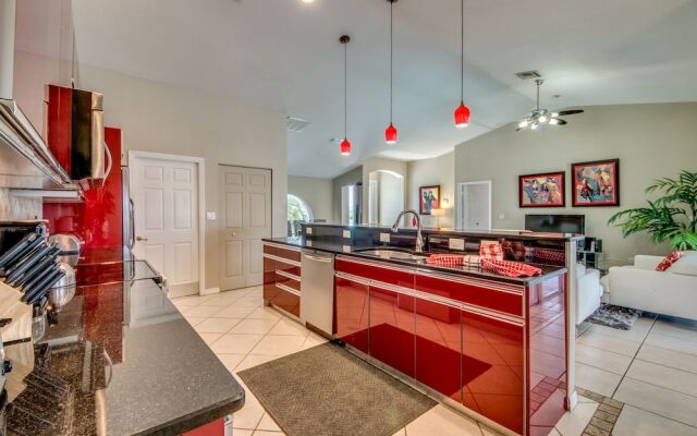 Villazo Ann - Roelens Vacations