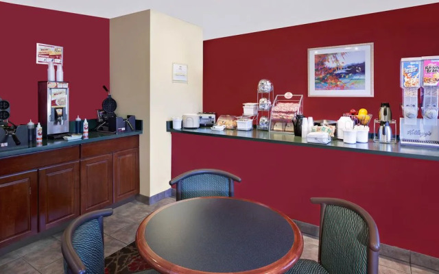 Super 8 Mount Pleasant