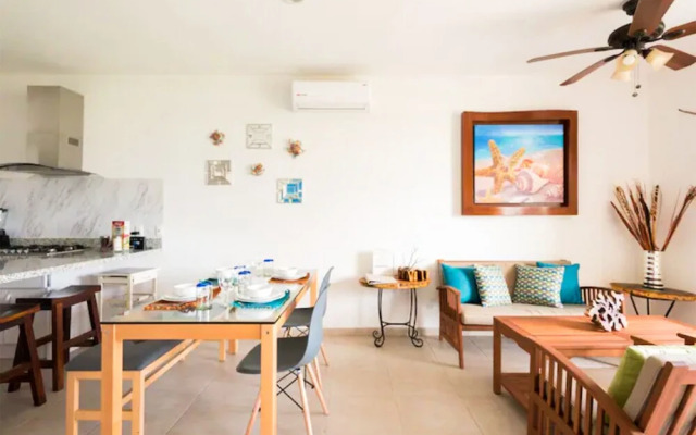 Bambu Residencial with Pool Near Beach