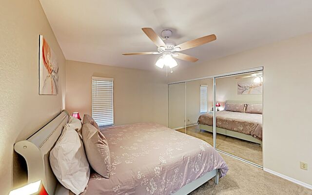 3600 Scottsdale - 2 Br Condo
