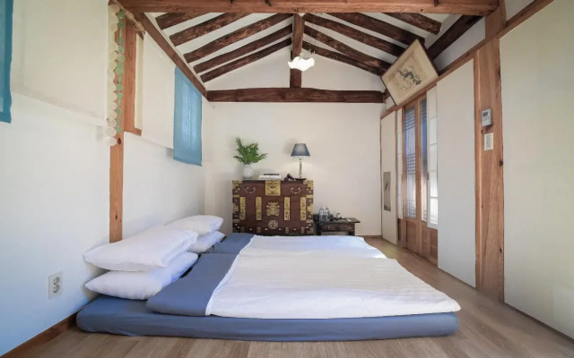 Cheong Yeon Jae Hanok Hotel