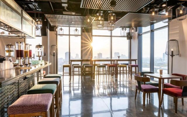 Wink Hotel Danang Riverside - Full 24hrs stay