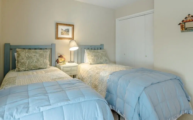 Horizon Four 141 - 2 Br Condo
