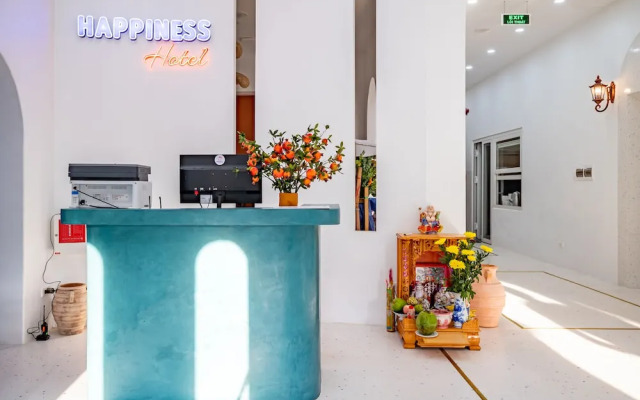 Happiness Hotel