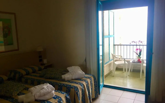 Sea Palace Hotel