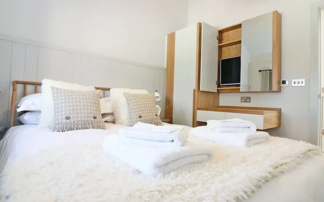 Long House, Boskensoe Barns