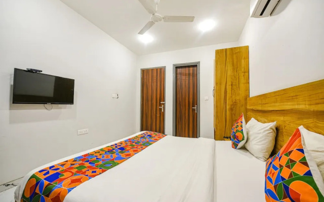 Fabhotel Gazelle Inn I