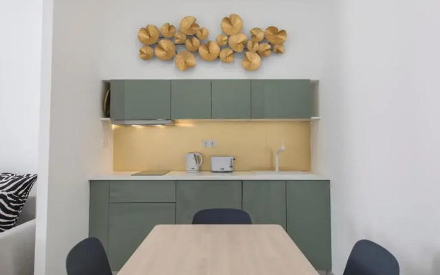 Principe Real Elegant flat with terrace