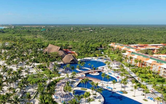 Barcelo Maya Grand