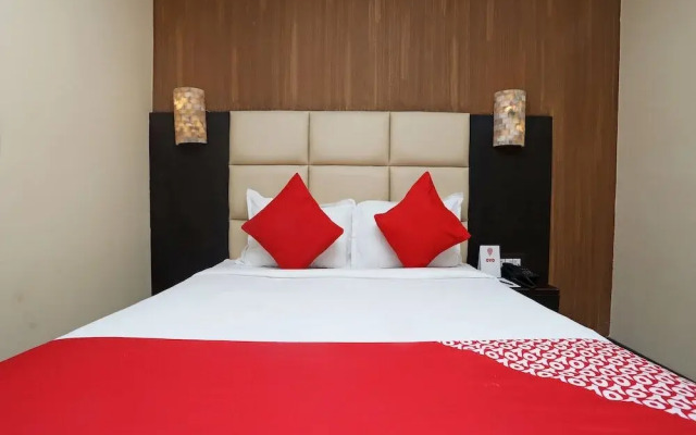 The Dolphin Palace By OYO Rooms