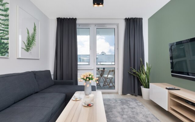 Apartament Deluxe Platany A43 by Renters