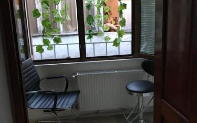Hostel Green