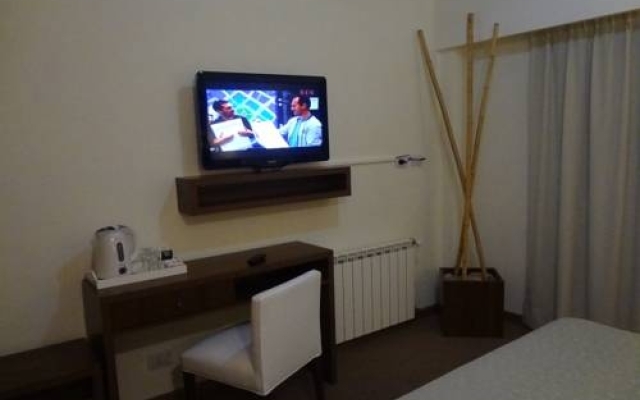 Aligio Beach Hotel