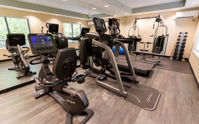 Best Western Plus Westgate Inn & Suites