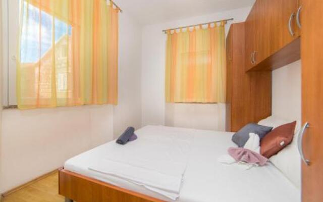 Apartment Kalalarga