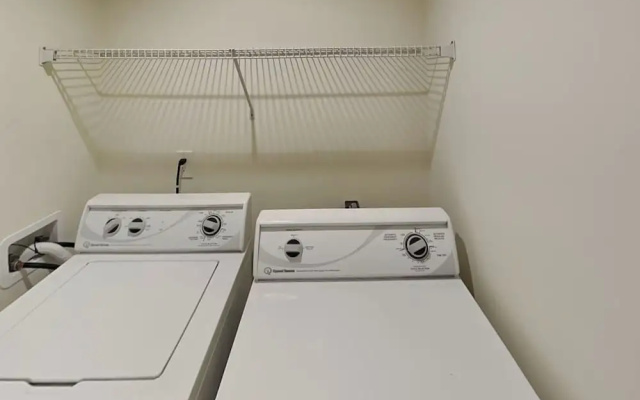 Sea Winds 52 by Distinctive Beach Rentals