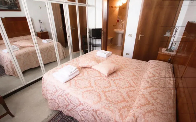 Alla Villa Liberty Bed Breakfast