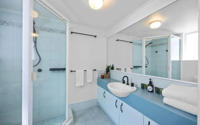 Tripcony Quays Apartments