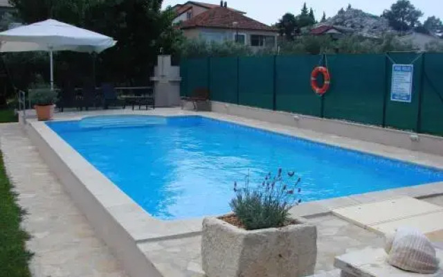 Apartment Peracko Blato, Put Jezera