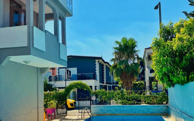 Amanda Hotel