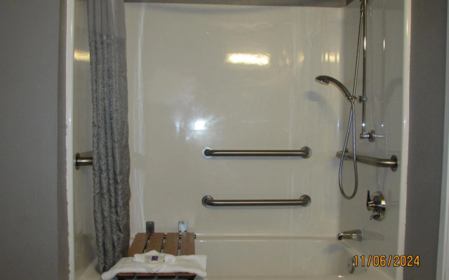 Motel 6 West Des Moines, IA