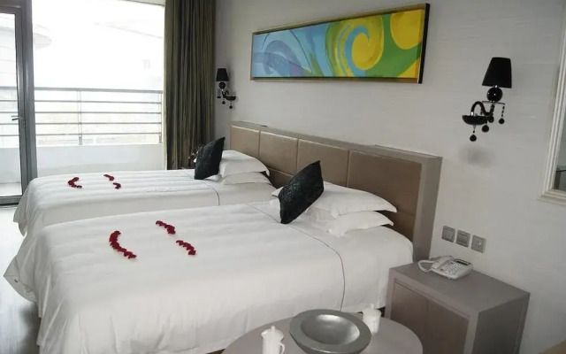 Century Sailboat Apartment Hotel