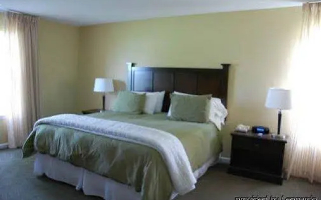 Ambassador Inn And Suites