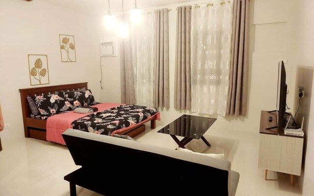camella manors CONDO unit with free WIFI