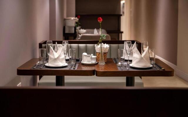 Hanoi Lakeside Premium Hotel