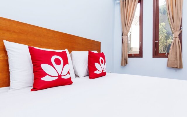 ZEN Rooms Batu Bolong Canggu
