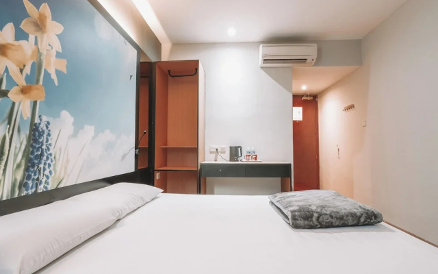 Hi Hotel Dot 11Hrs Stay from 10PM to 9AM – Guest Rooms – Singapore