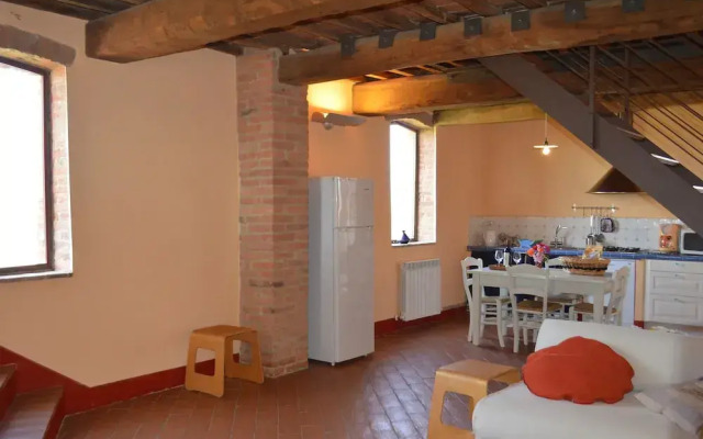 Apartment With Wonderful View in the Crete Senesi