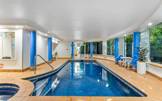 ULTIQA Burleigh Mediterranean Resort