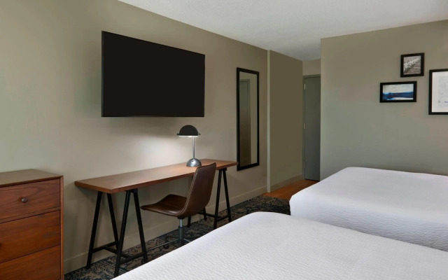 Four Points by Sheraton Toronto Airport