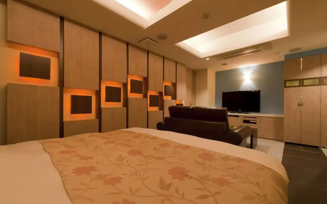 HOTEL IRIS - Adult Only