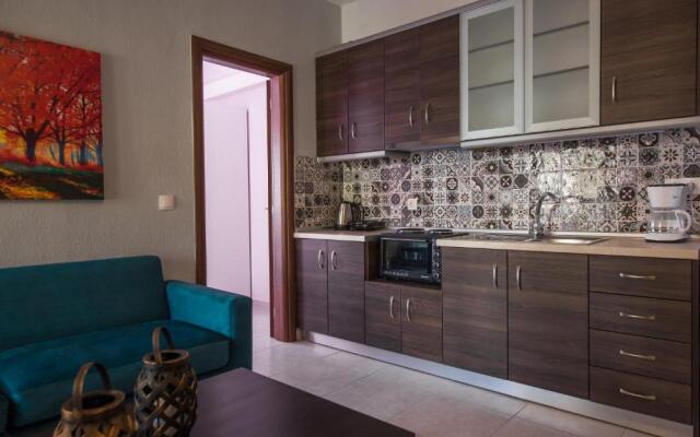 Roxani's Apartments