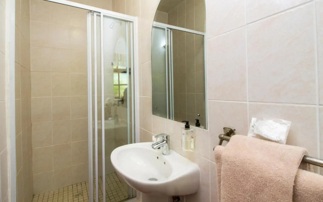 Storms River Guest Lodge