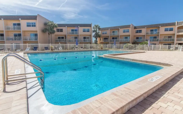 Creston House Condominium