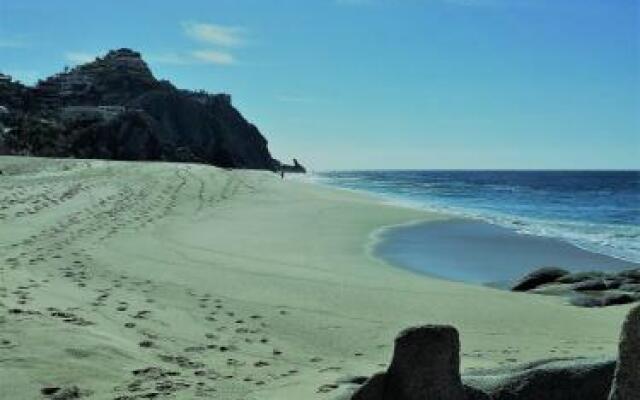 Cabo Pedegal Special sleeps 2 or 3 or 4 for $75 total and tax included and free breakfast