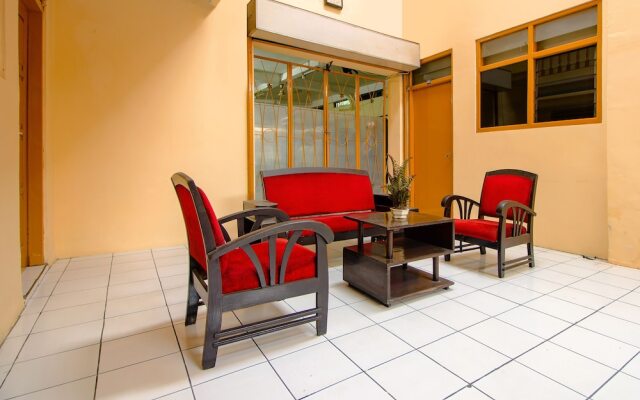 SPOT ON 2880 Wisma Larasati