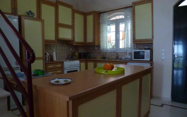 Deskas House. Two Floor Apartment With Excellent View