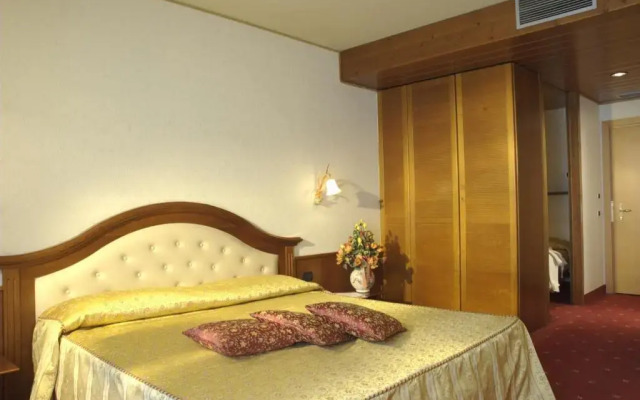 Hotel Mirabello