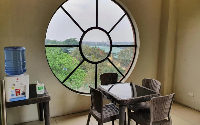 OYO 108 Spiral Suites (Quarantine Hotel)
