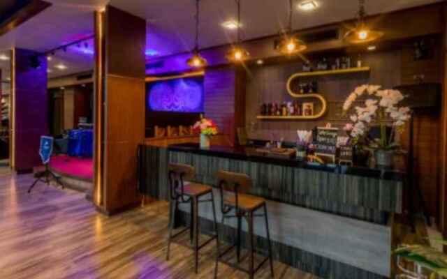 Le Erawan Hotel