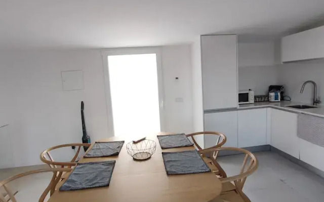 2 Terraces Flat River and Marina View