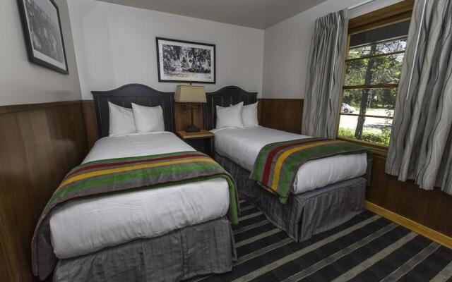 Swiftcurrent Motor Inn and Cabins - Inside the Park