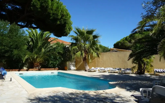 La Rescapade